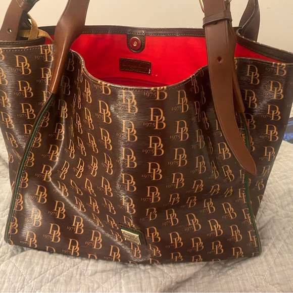 Dooney & Bourke 1975 patten leather tote - Picture 2 of 8